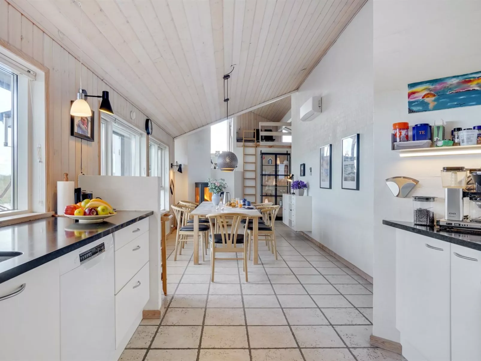 "Lauri" - 350m from the sea-Inside