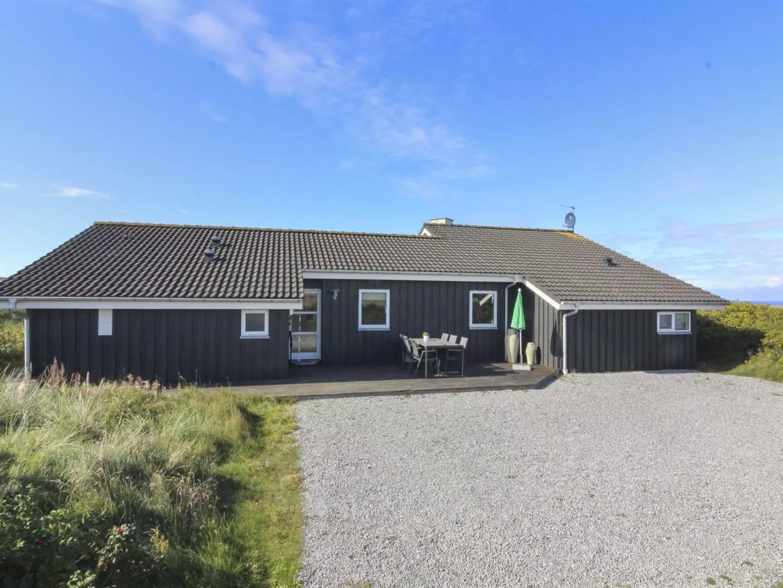 "Lauri" - 350m from the sea-Outside