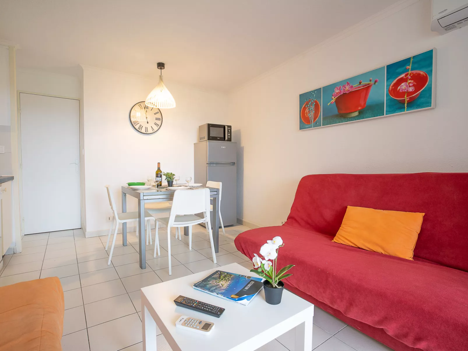 Le Village (C9 279)-Dedans