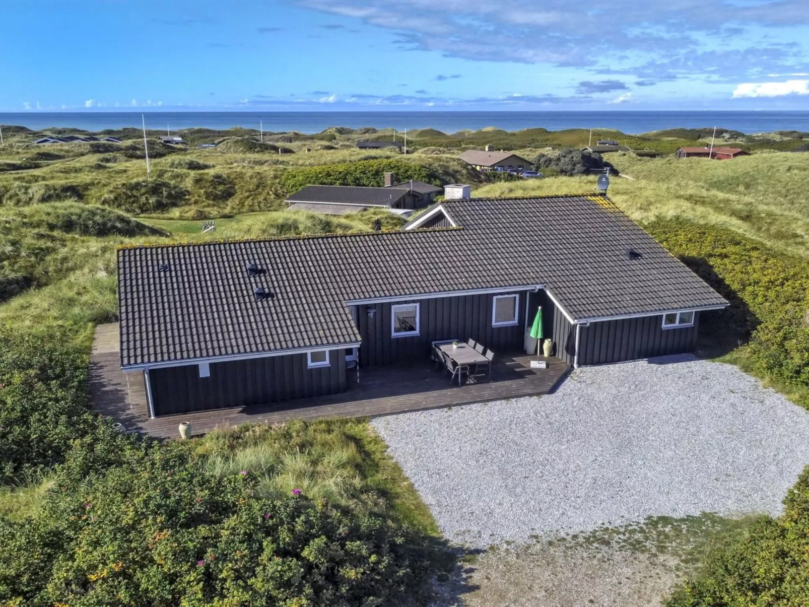 "Lauri" - 350m from the sea-Outside