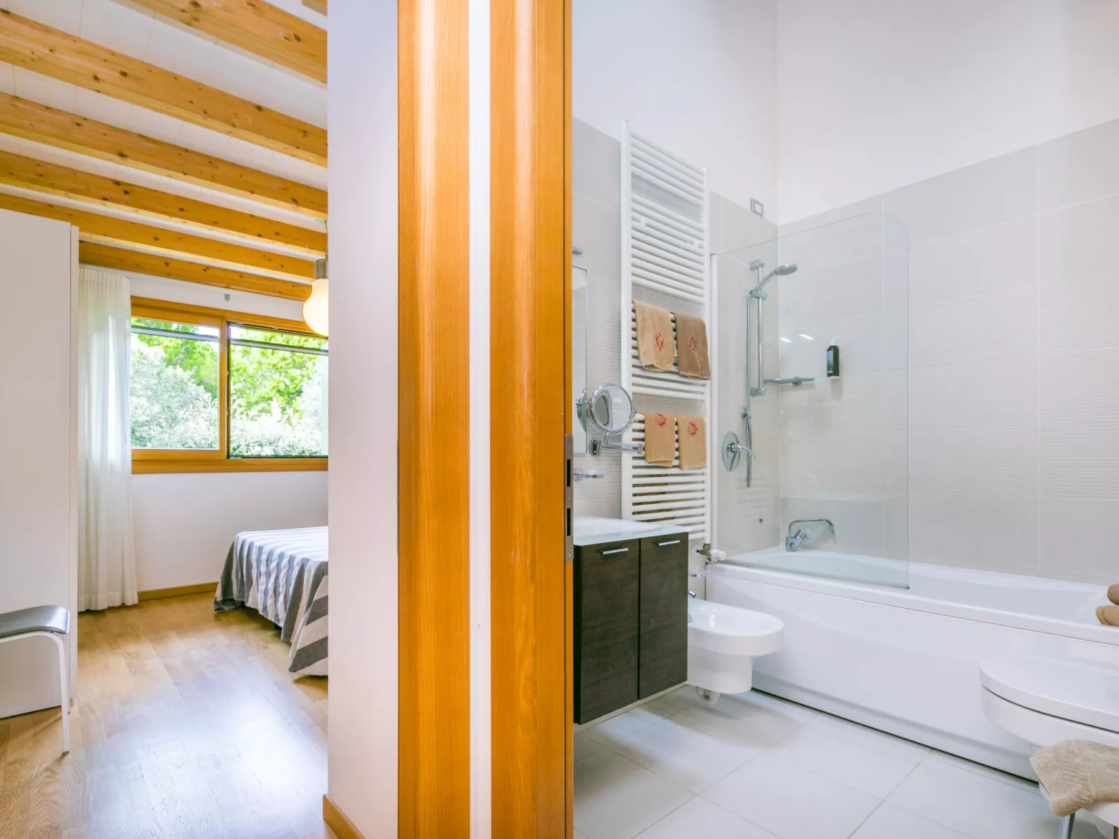 Green Village Eco Resort-Dedans