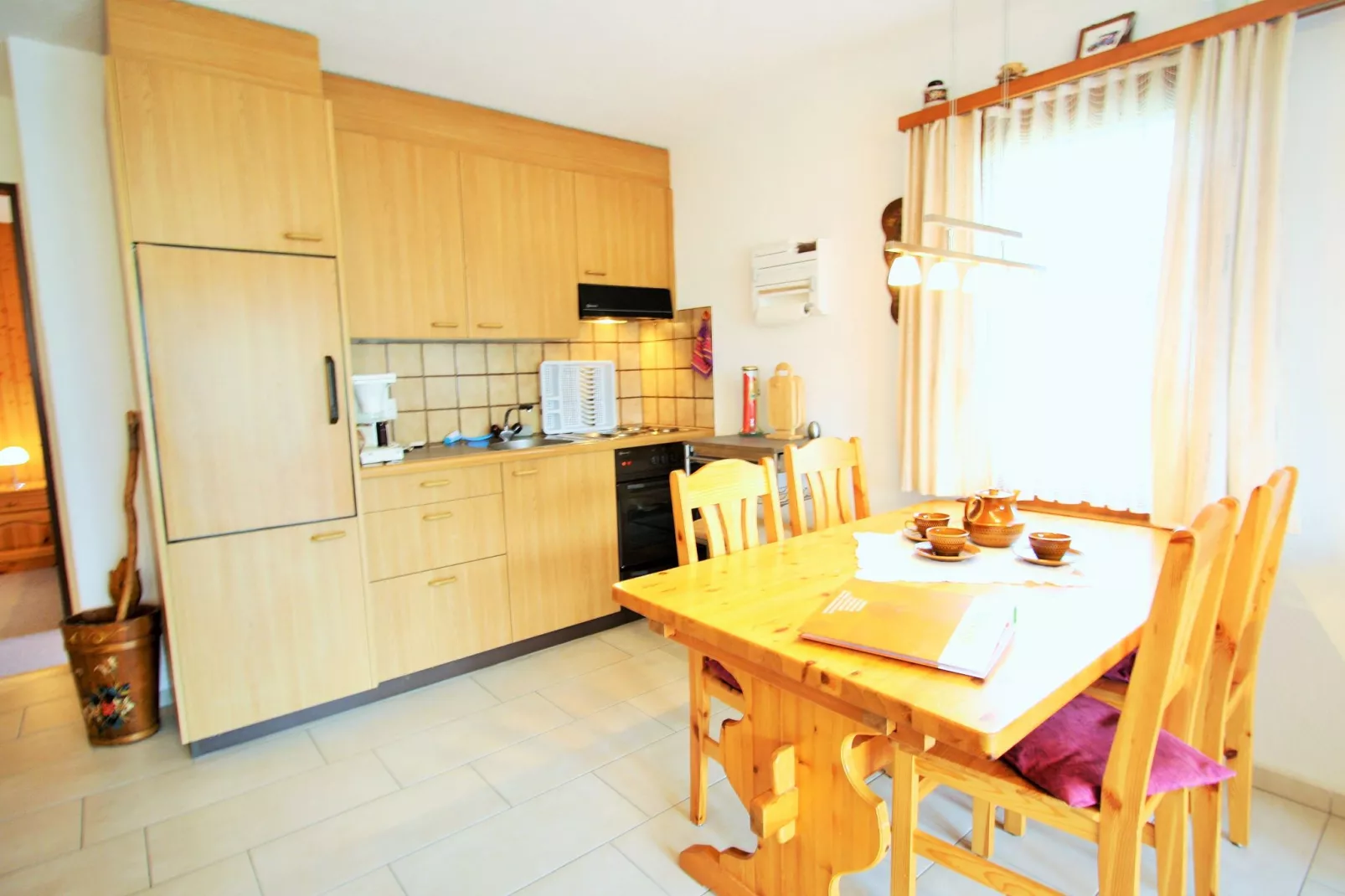 Bel Air-Kitchen