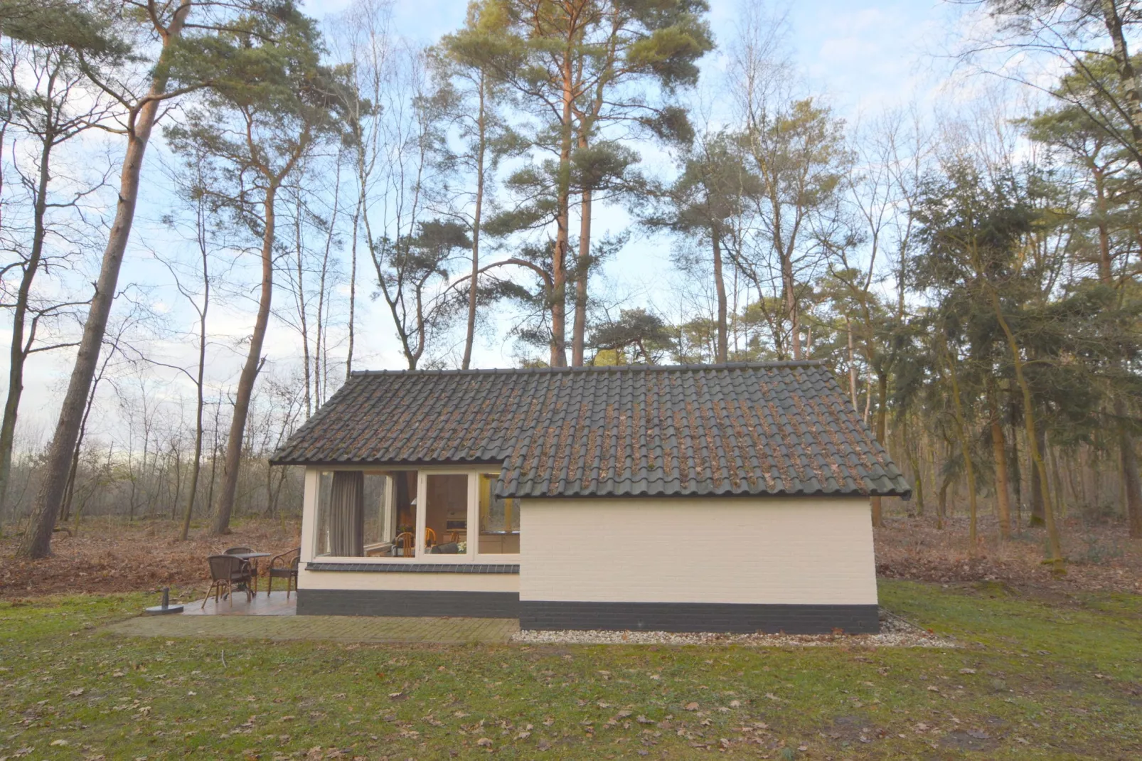 Bungalow 27-Exterior summer