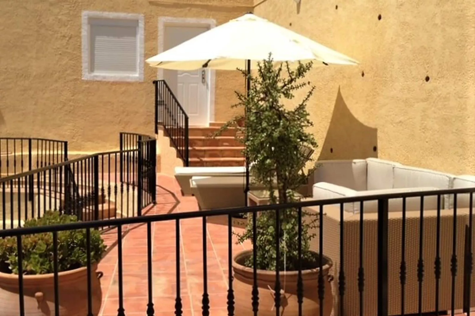 Villa Bouganvilla-Gärten Sommer