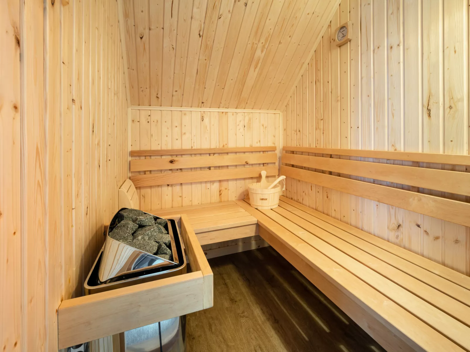 Loch Ness House-Inside