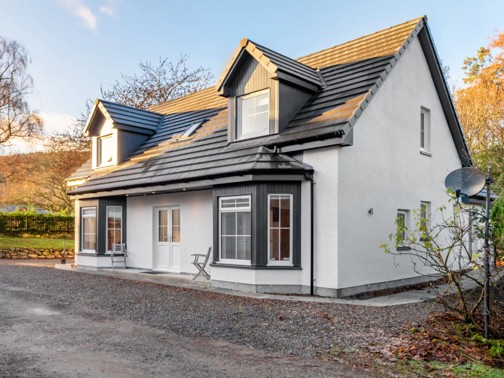 Loch Ness House-Outside