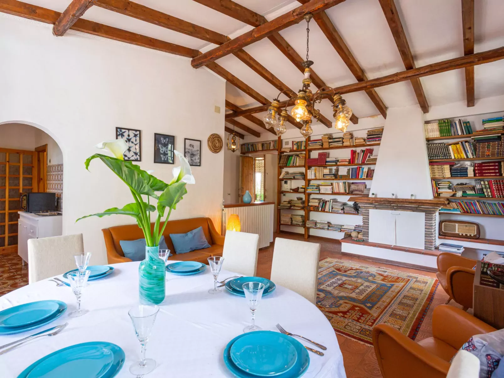 Bouganville-Inside
