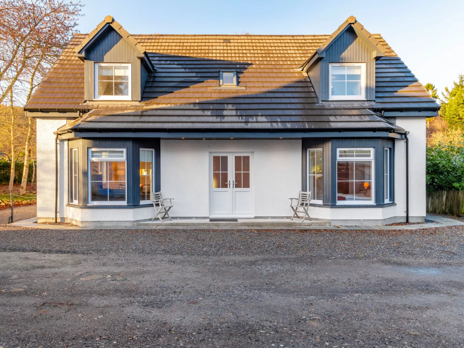 Loch Ness House-Outside