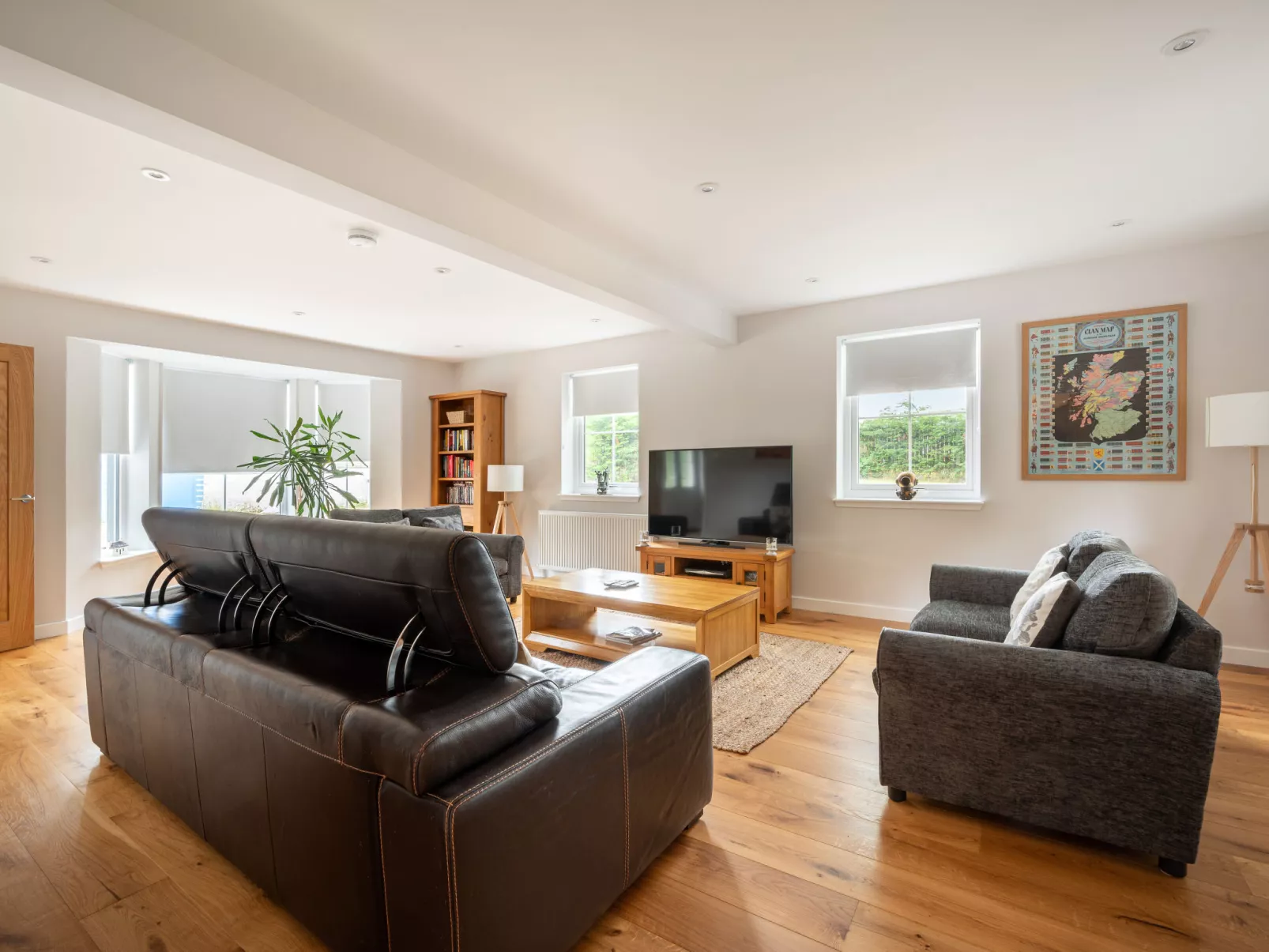 Loch Ness House-Inside