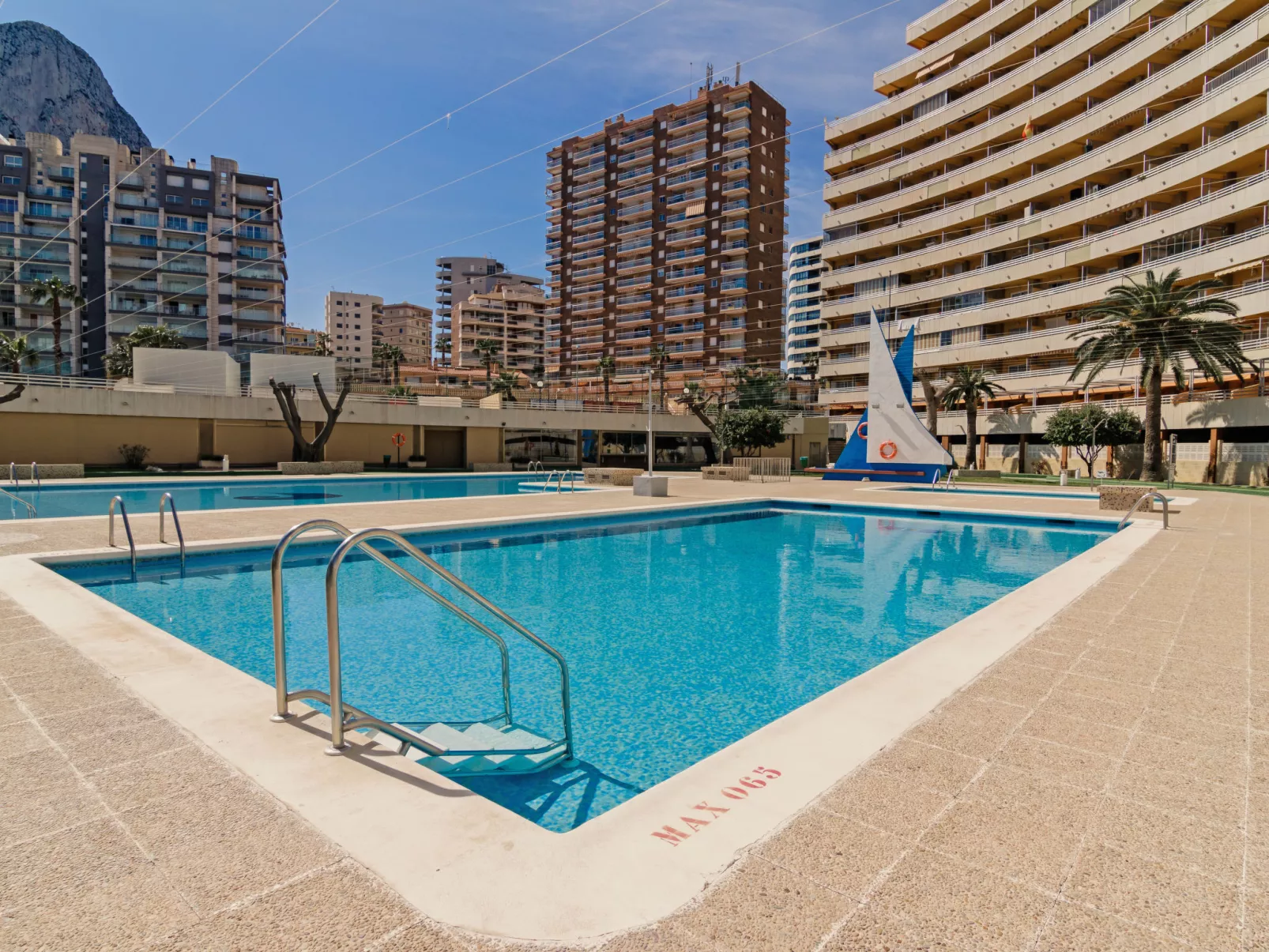 Voramar-Outside