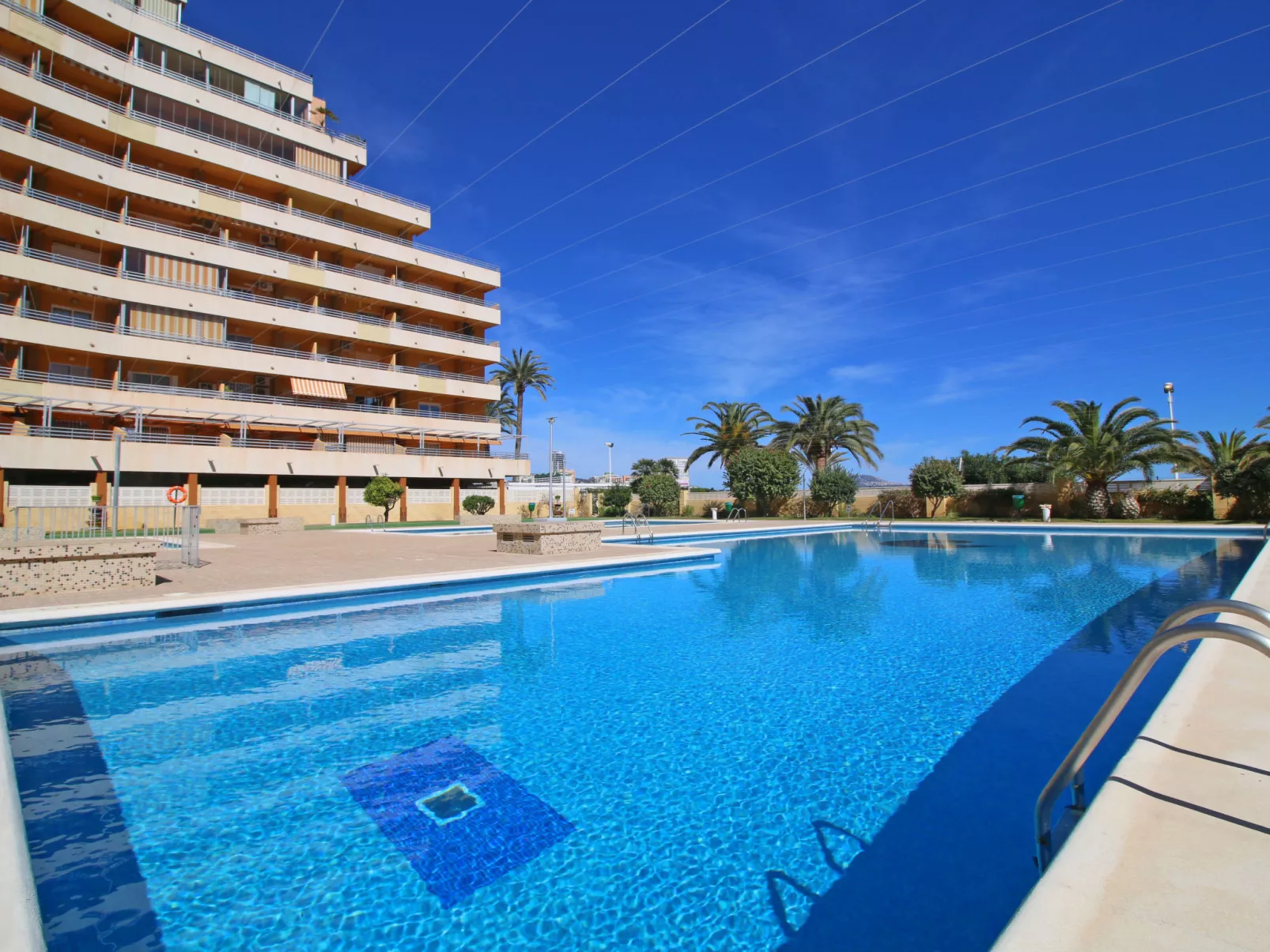 Voramar-Outside