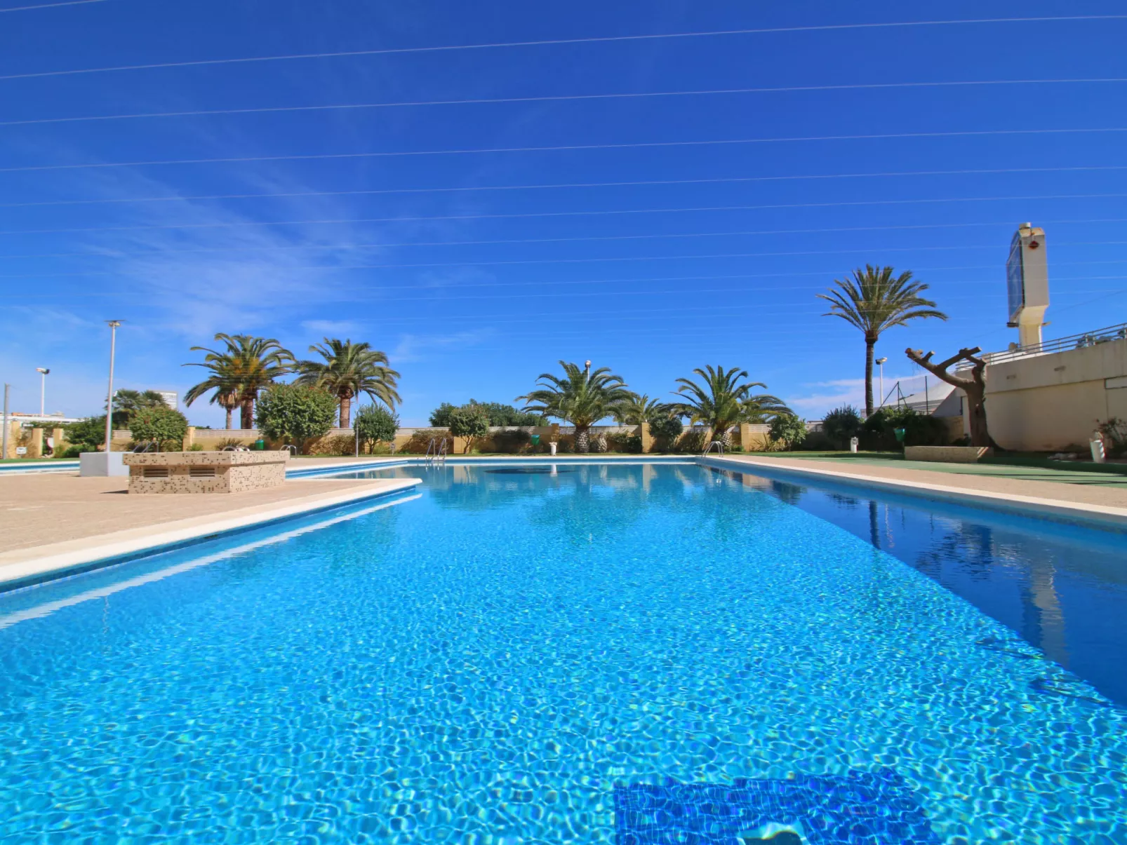 Voramar-Outside