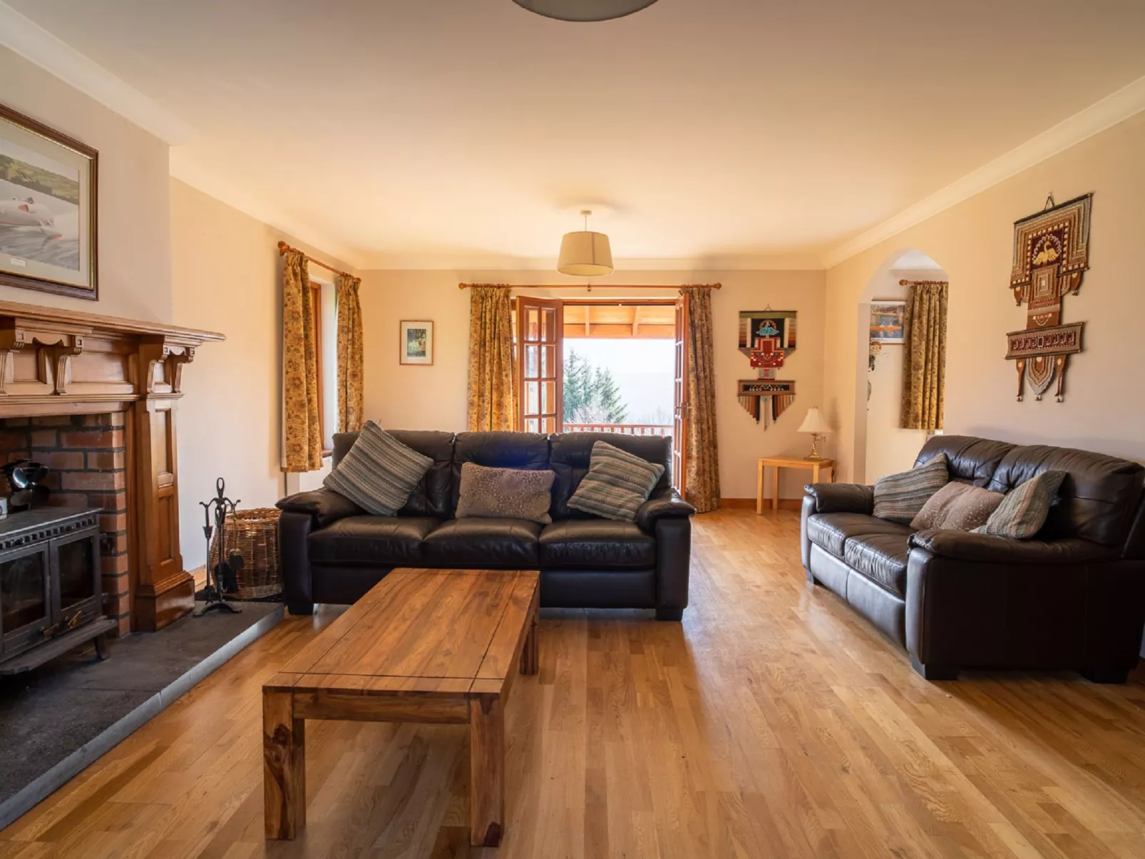Ceilidhtail Cottage-Inside