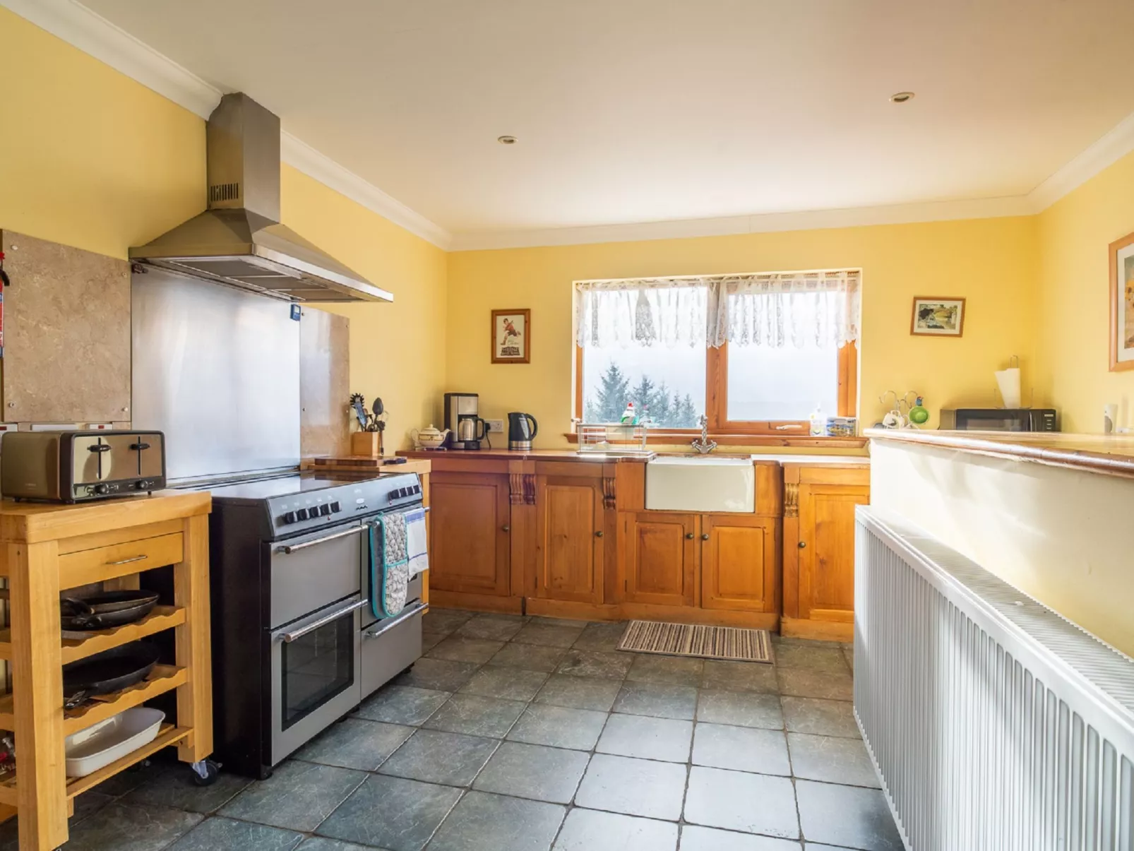 Ceilidhtail Cottage-Inside