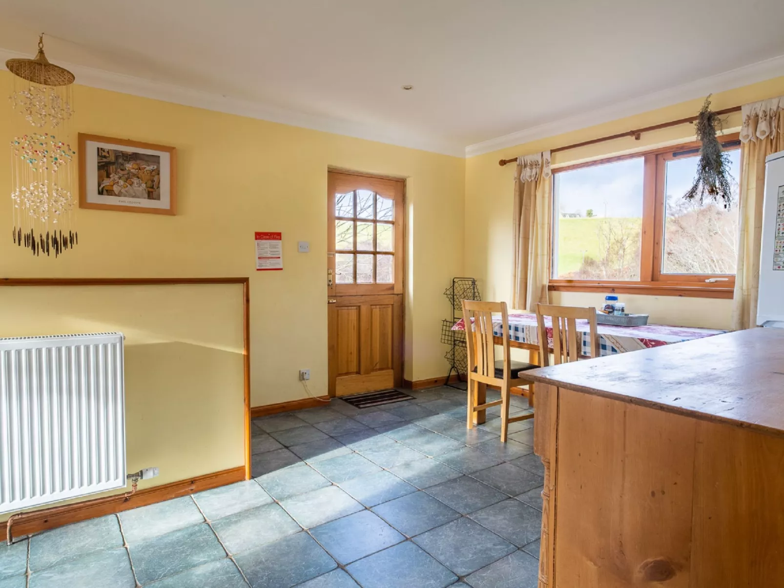 Ceilidhtail Cottage-Inside
