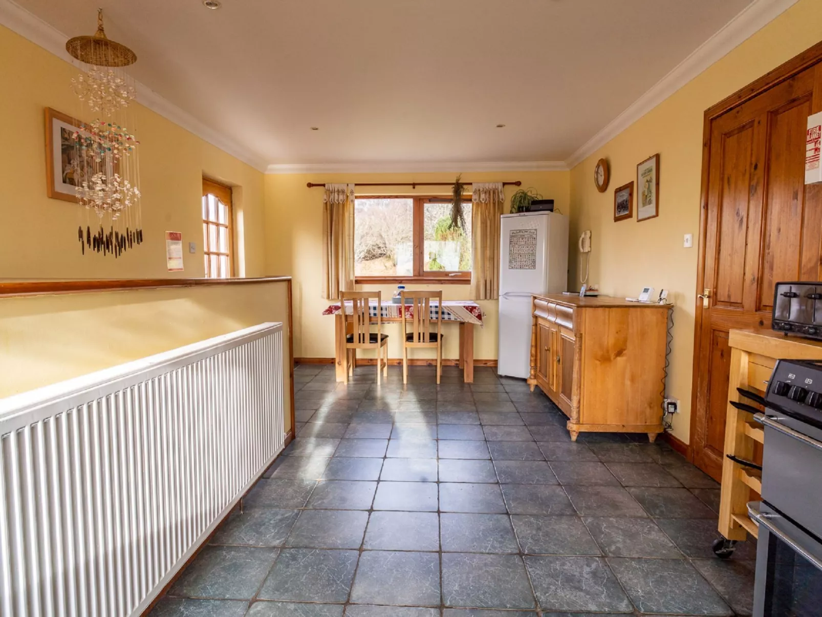 Ceilidhtail Cottage-Inside