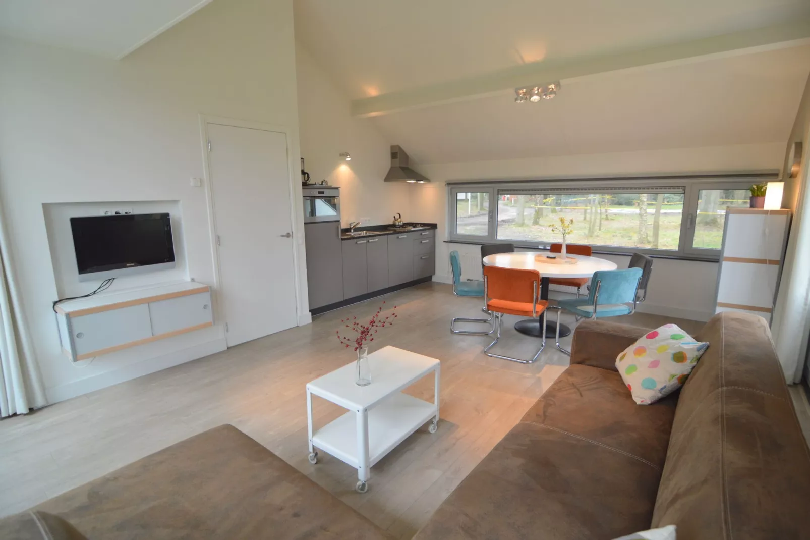 Bungalow 5-Living room