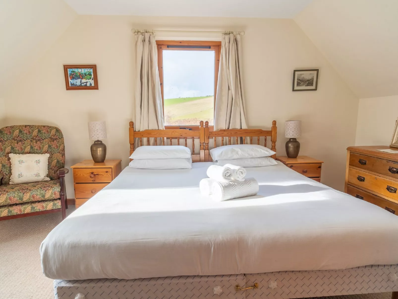 Ceilidhtail Cottage-Inside