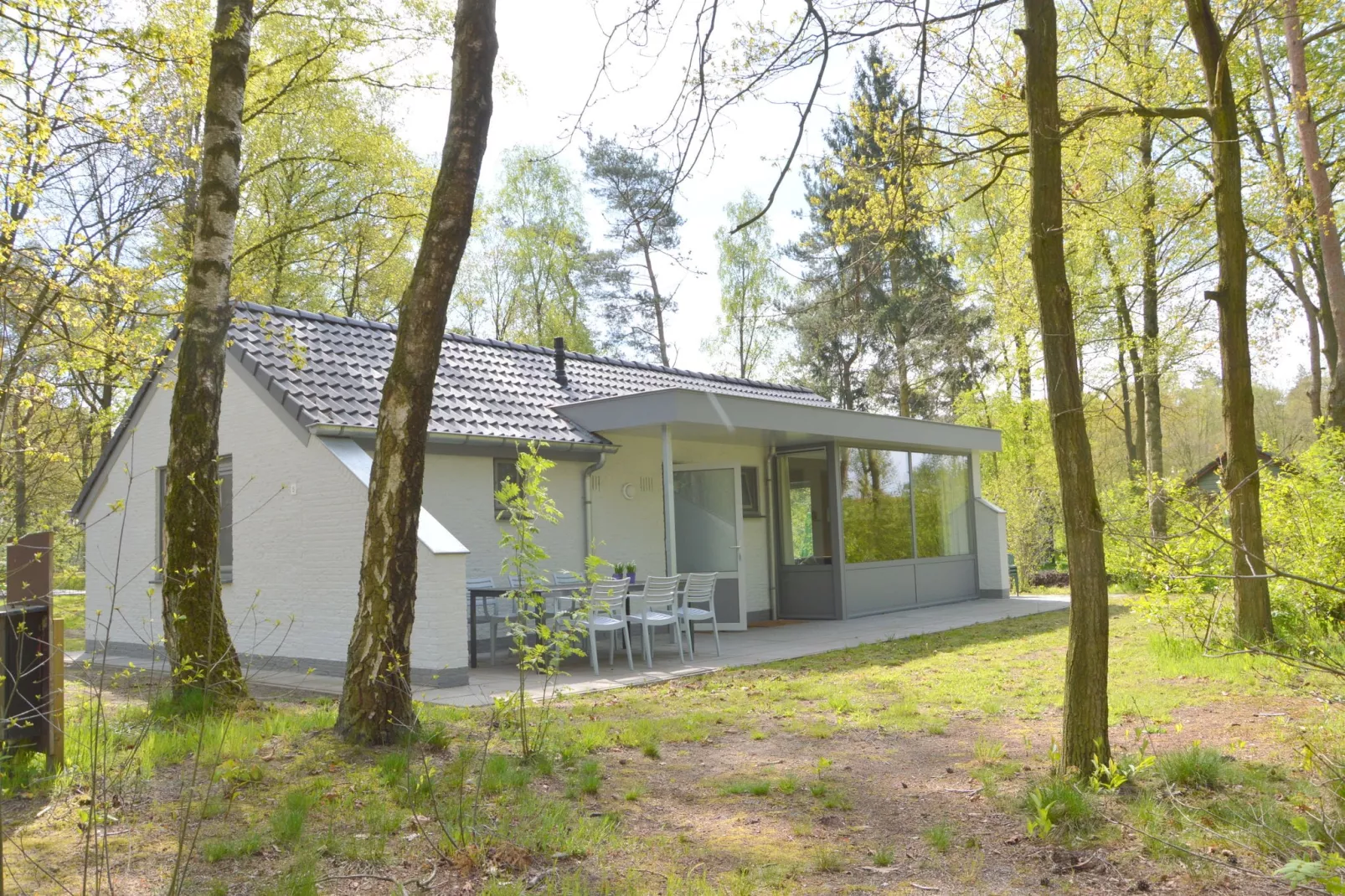 Bungalow 5-Exterior summer