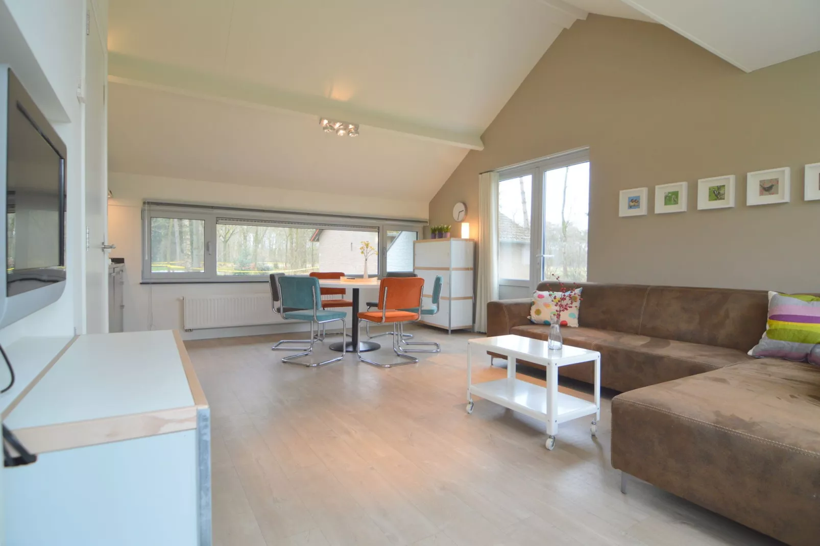 Bungalow 5-Living room