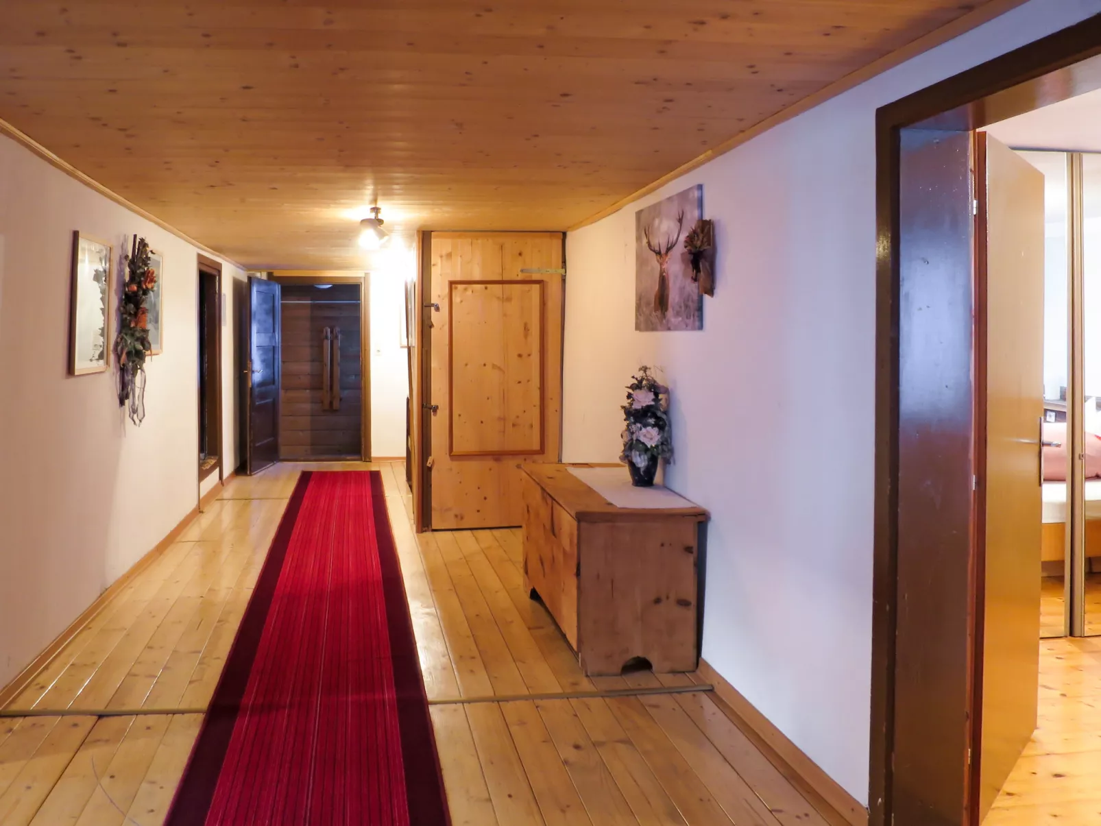 Geislerhütte-Inside