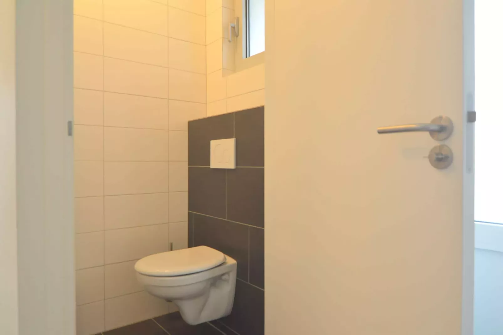 Bungalow 5-Bathroom