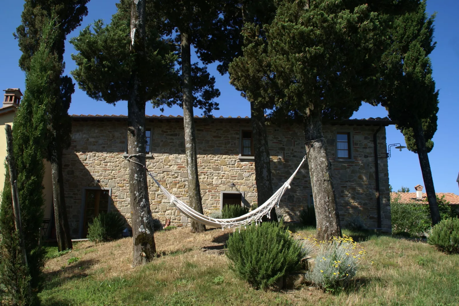 Salice Sei-Facilities