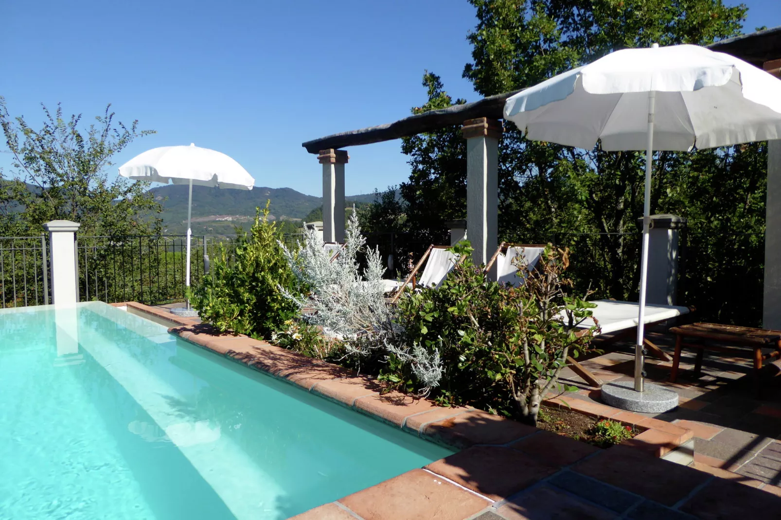 Noce Sette-Pool