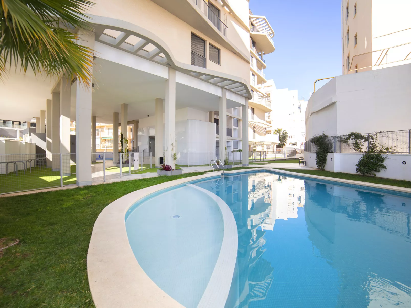 Isea Calpe 04-Draußen