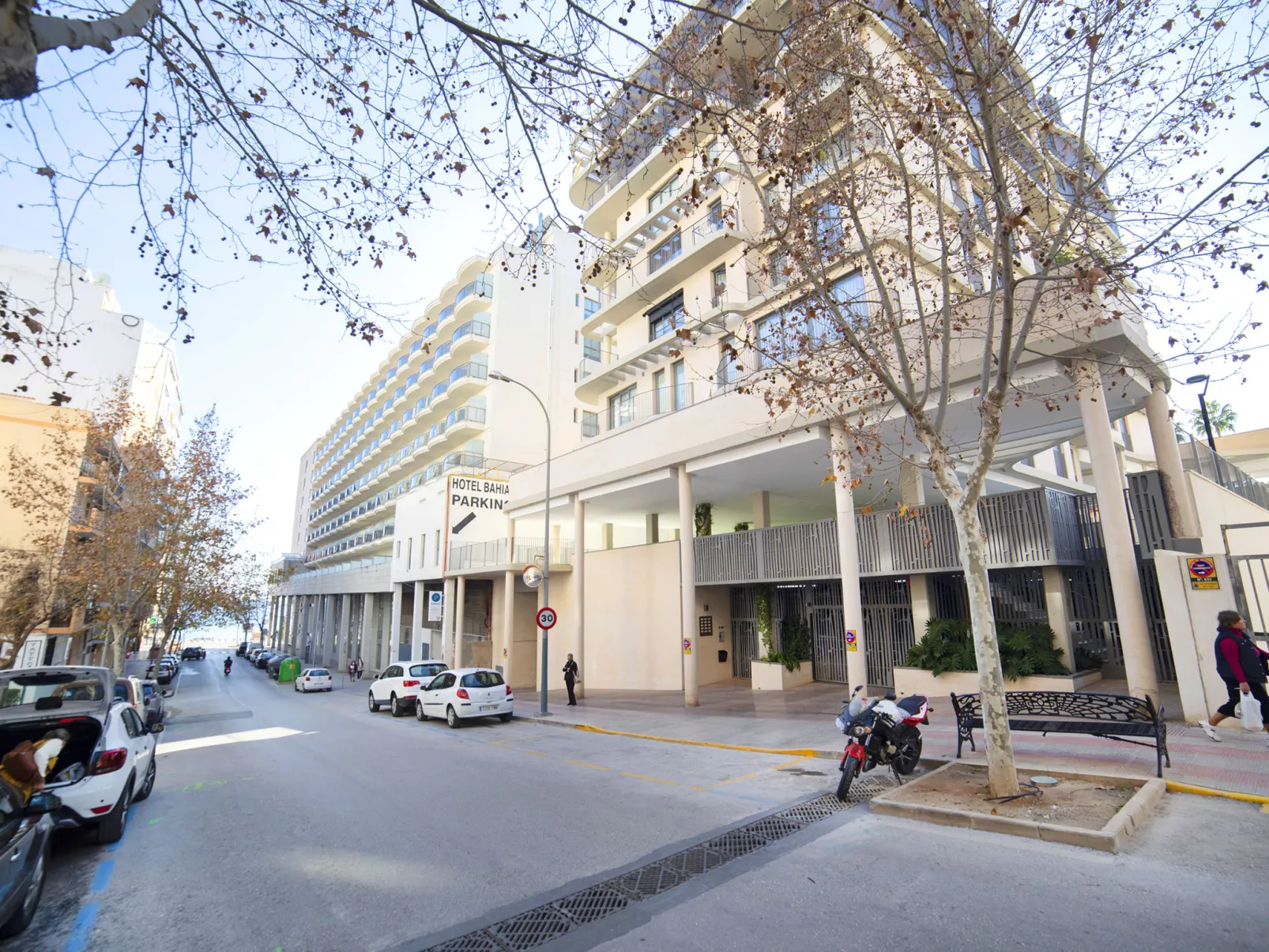 Isea Calpe 04-Draußen