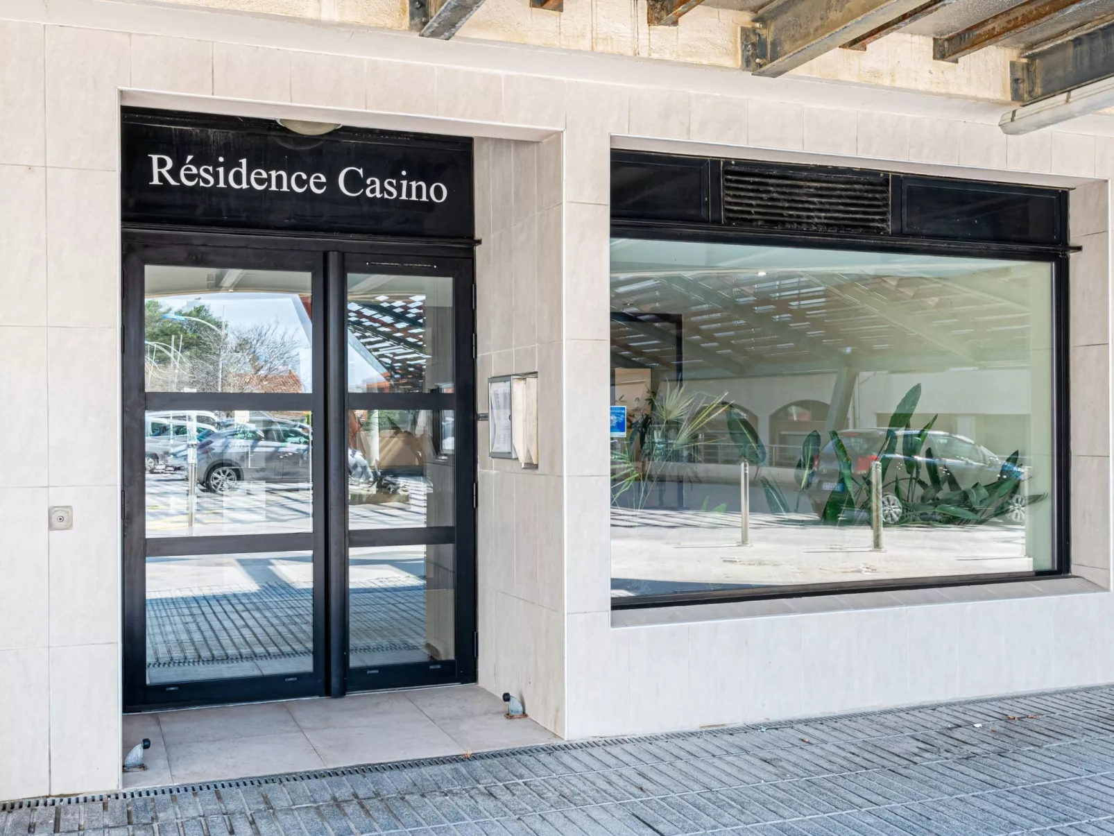 Casino-Outside