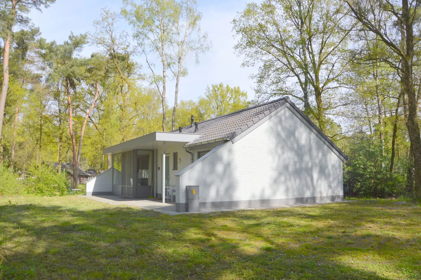 Bungalow 4-Exterior summer