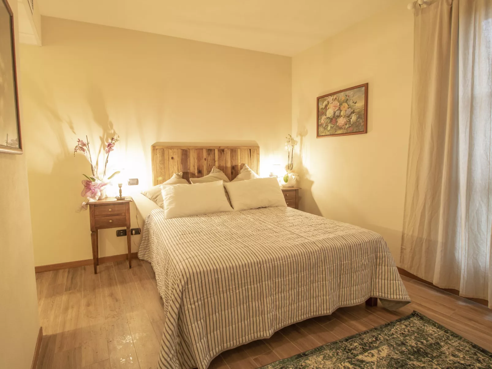 Borgo Carradori-Inside