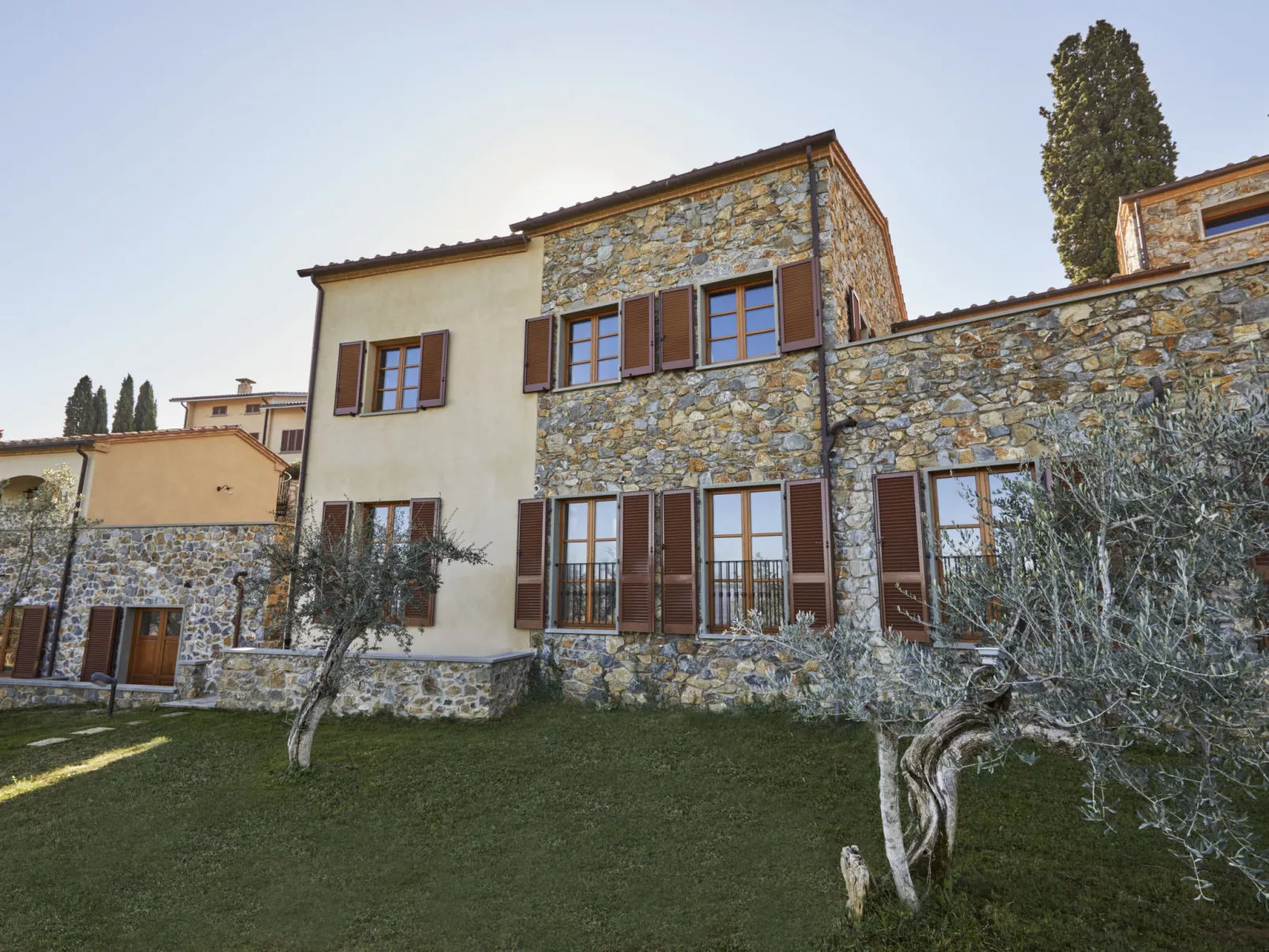 Borgo Carradori-Outside