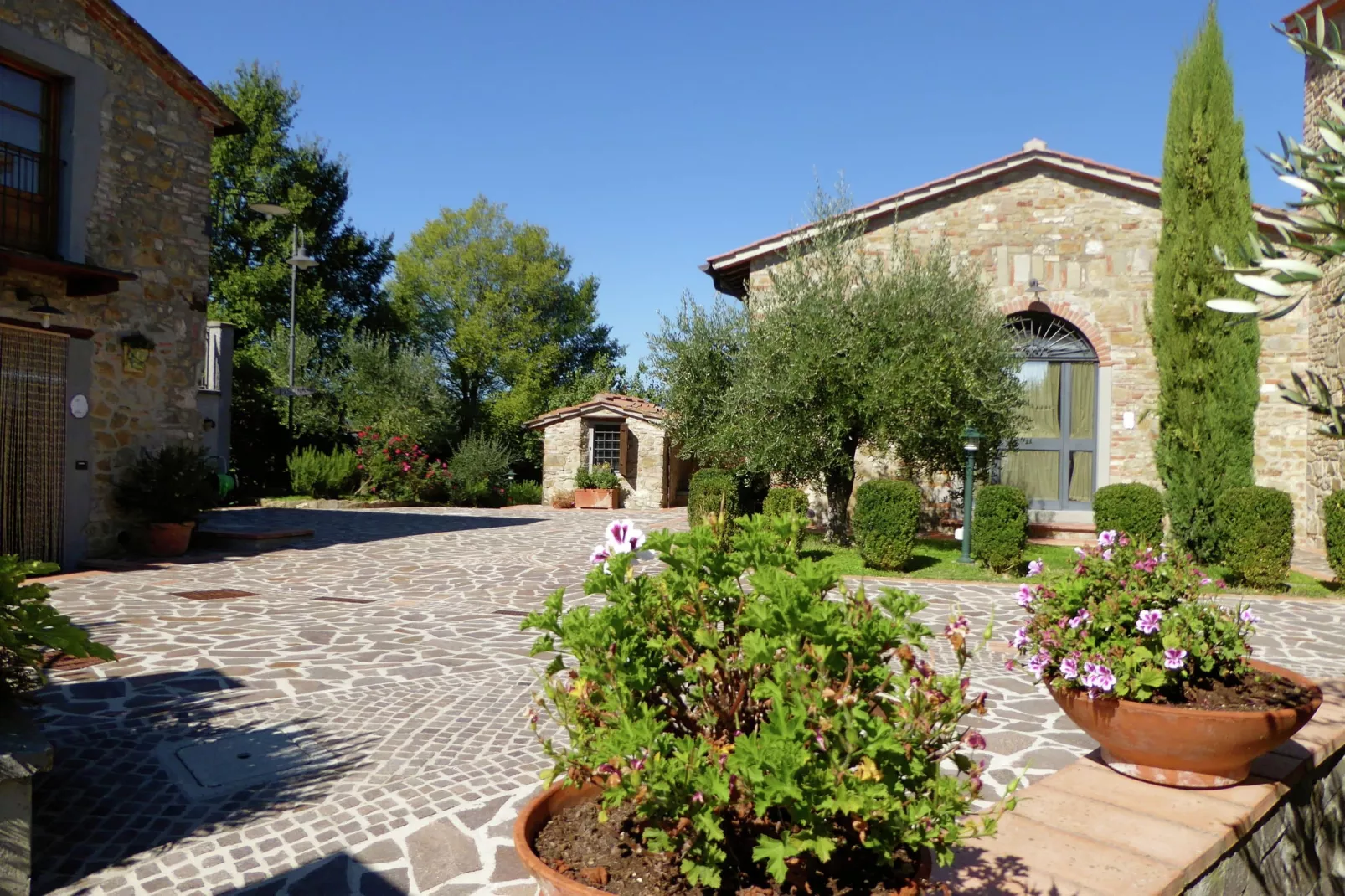 Noce Sette-Gardens summer