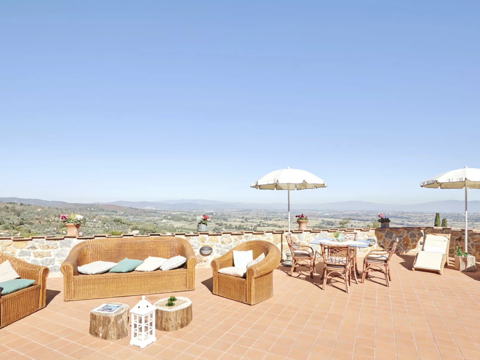 Borgo Carradori-Outside