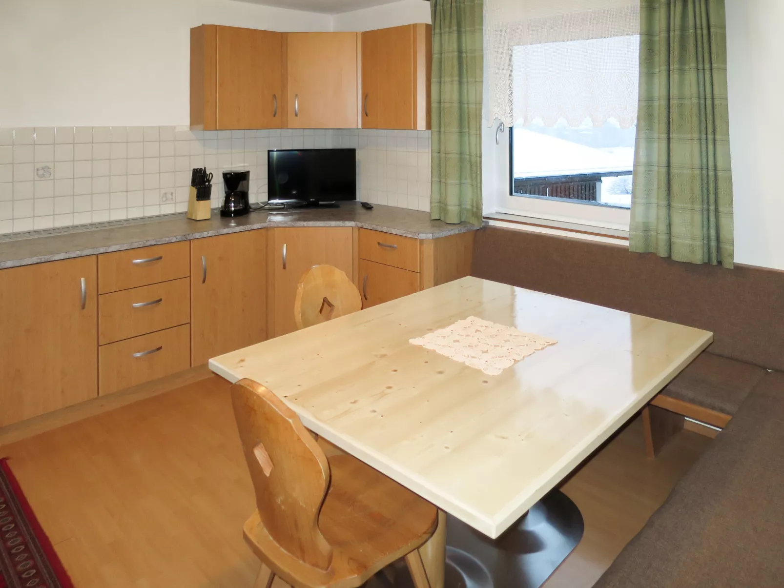 Waldeck 2-Inside