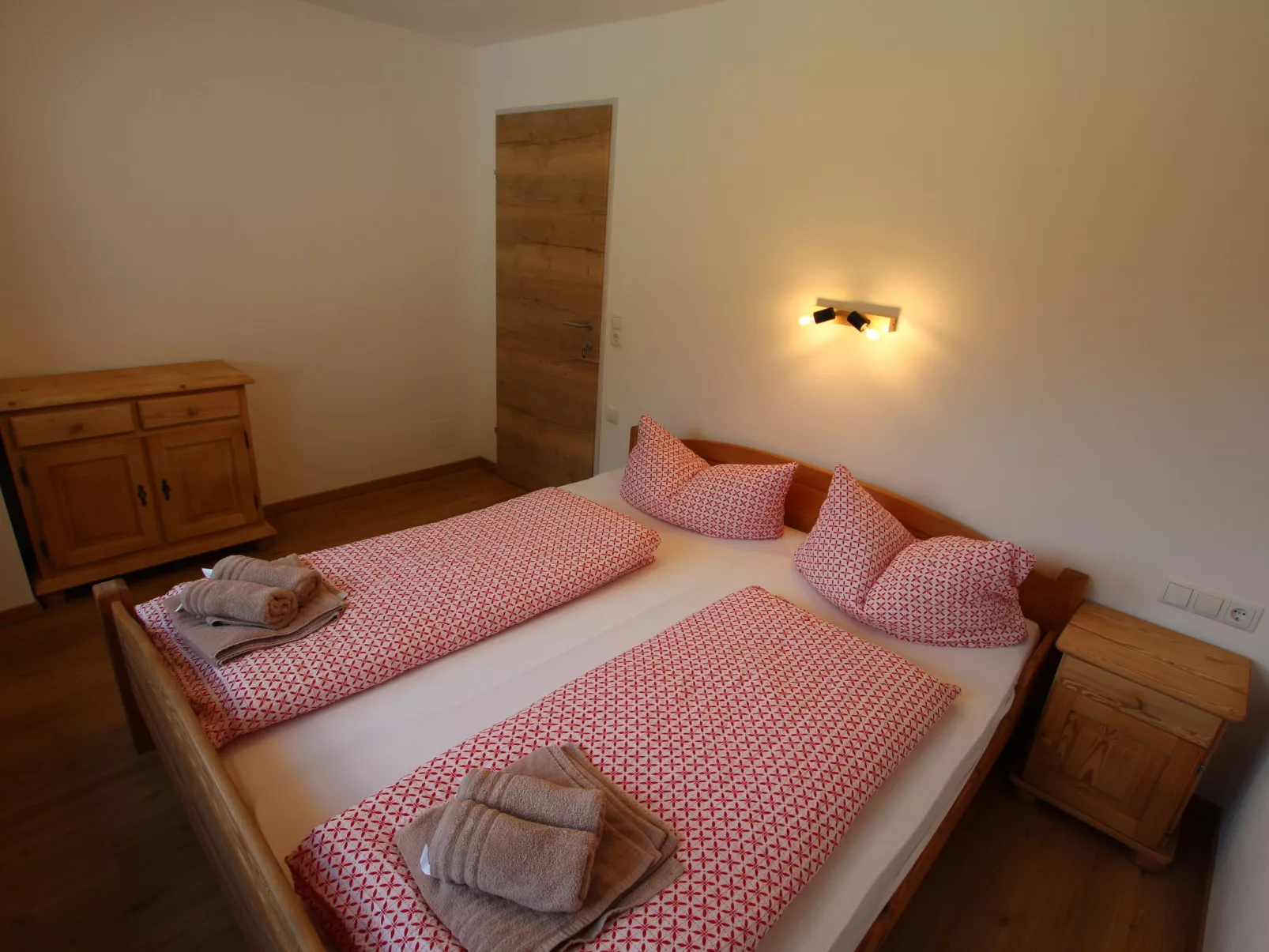 Waldeck 3-Inside
