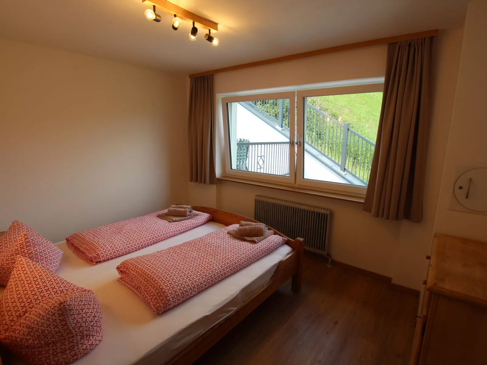 Waldeck 3-Inside