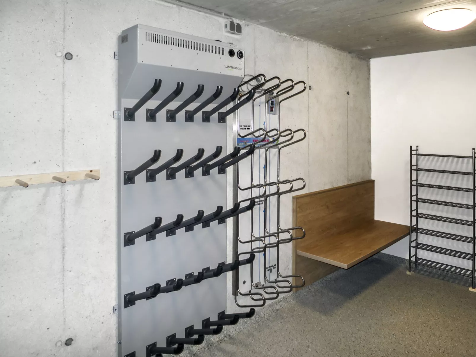 Waldeck 3-Inside