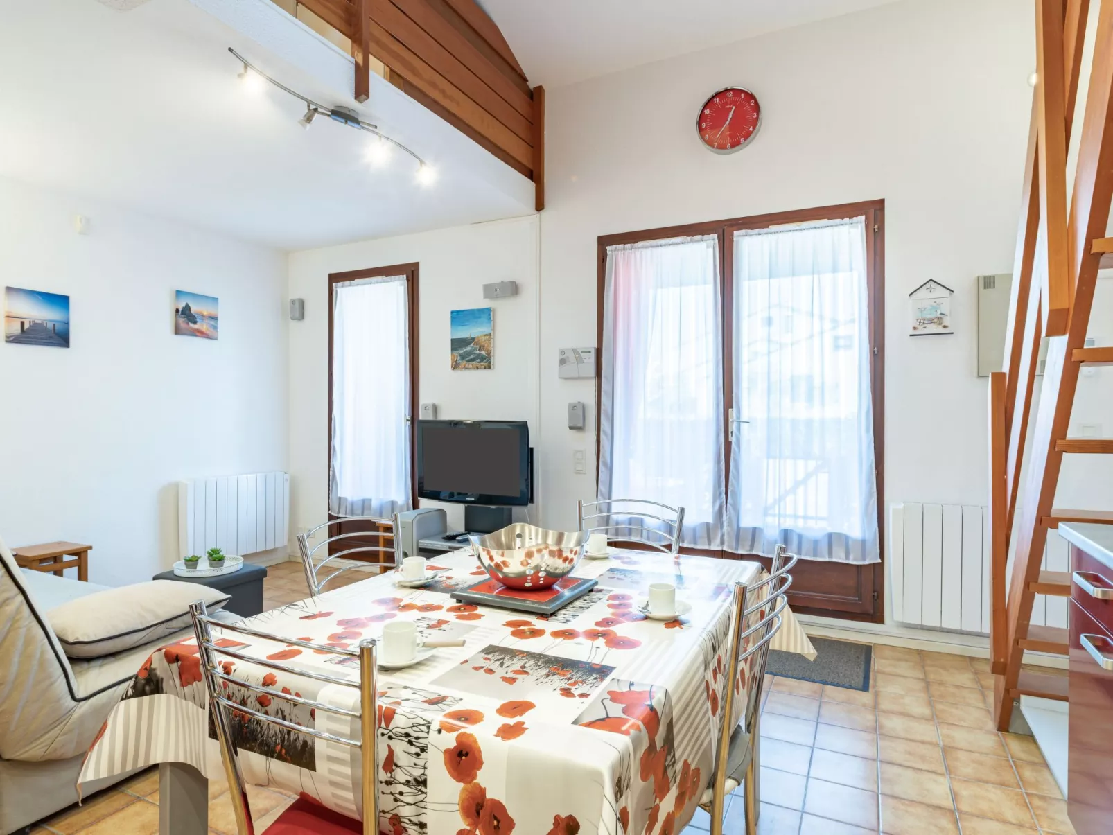 Le Hameau du Rivage-Inside
