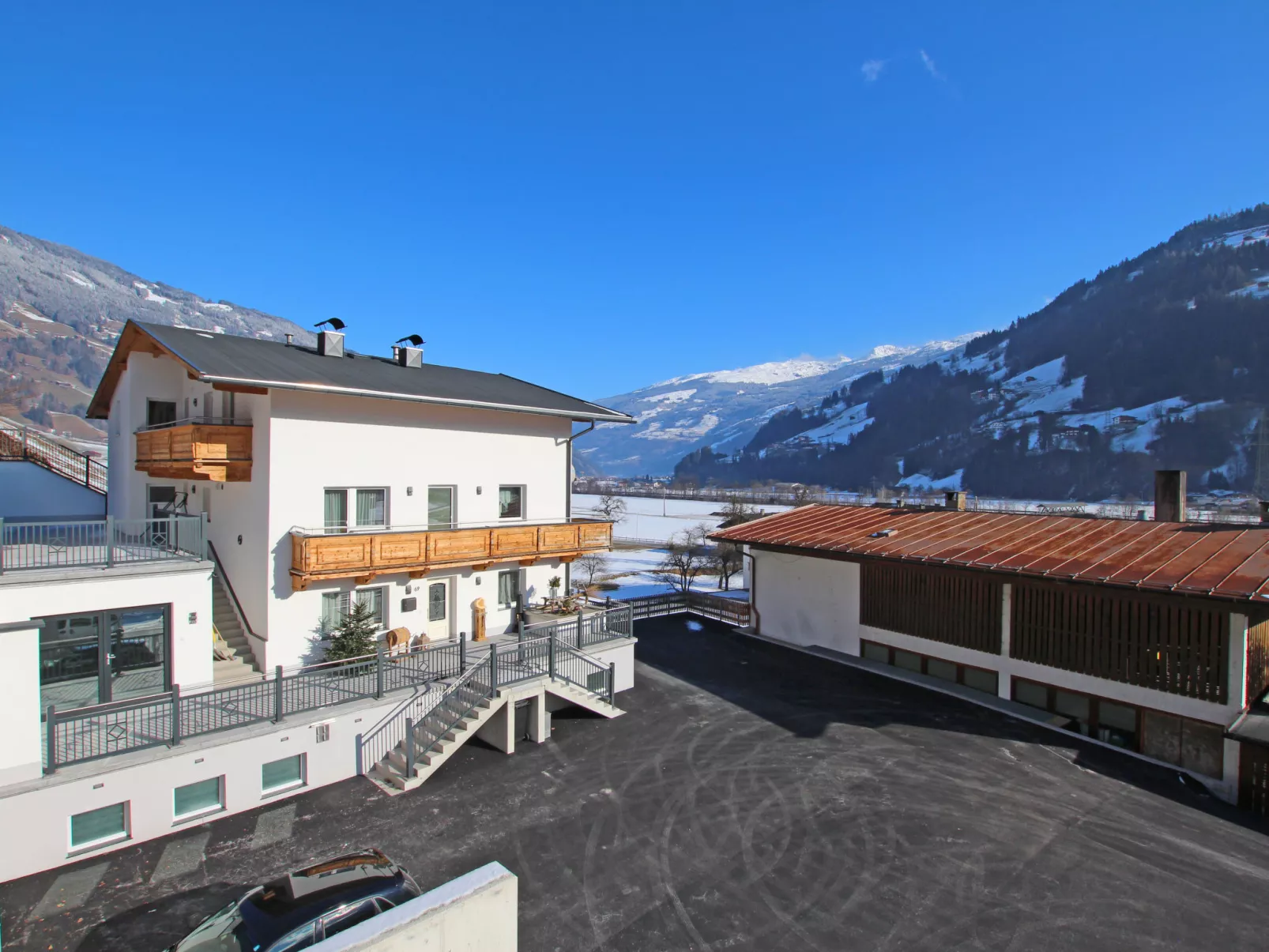 Waldeck 3-Outside