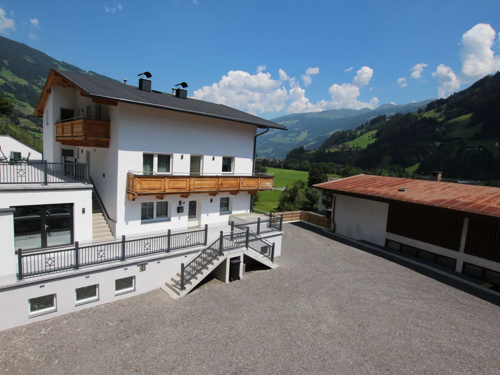 Waldeck 3-Outside