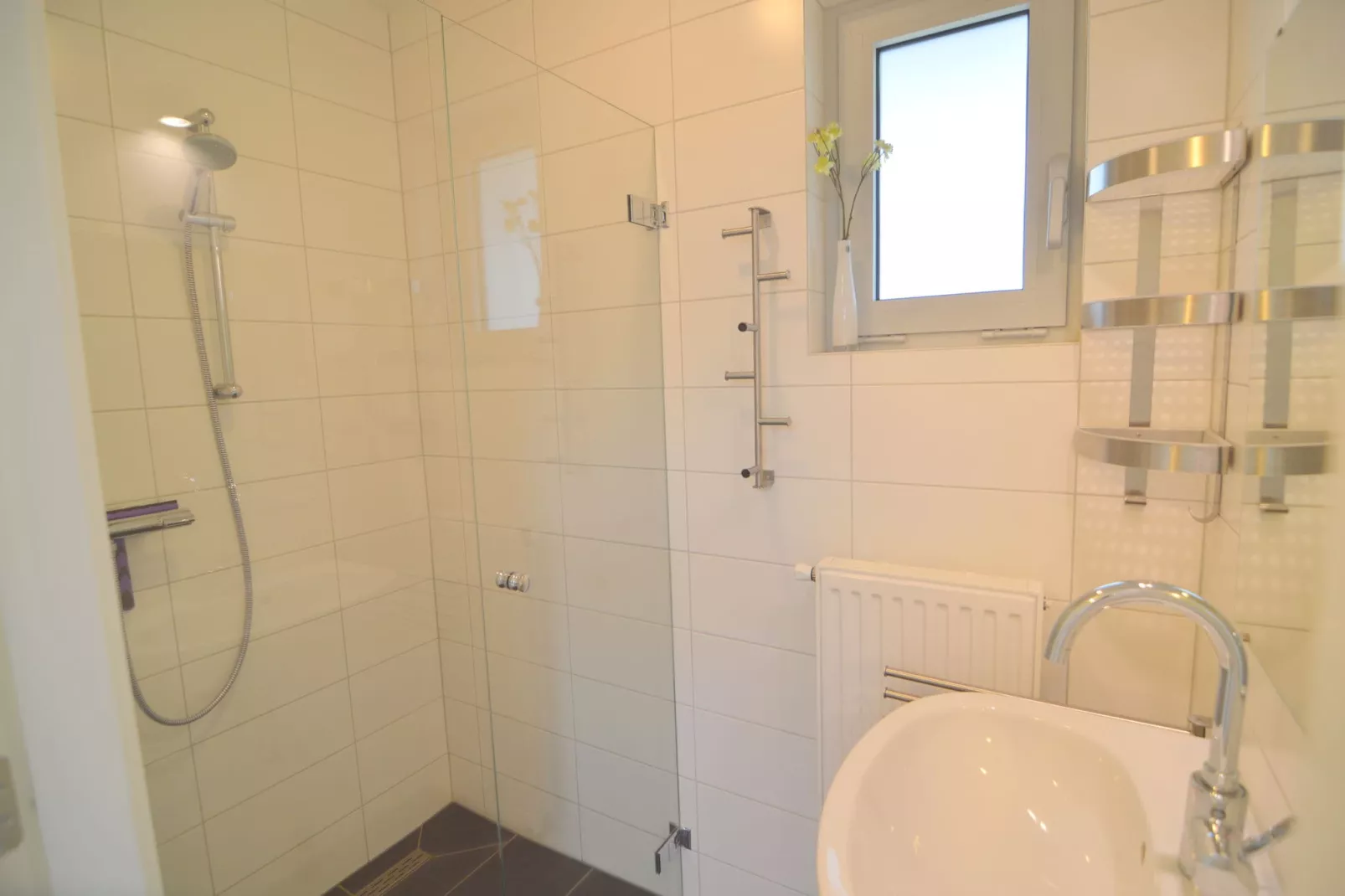 Bungalow 4-Bathroom