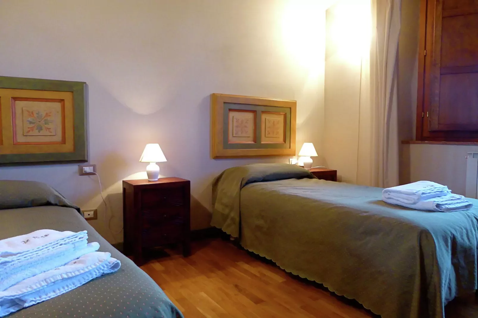 Nocciolo Uno-Bedroom