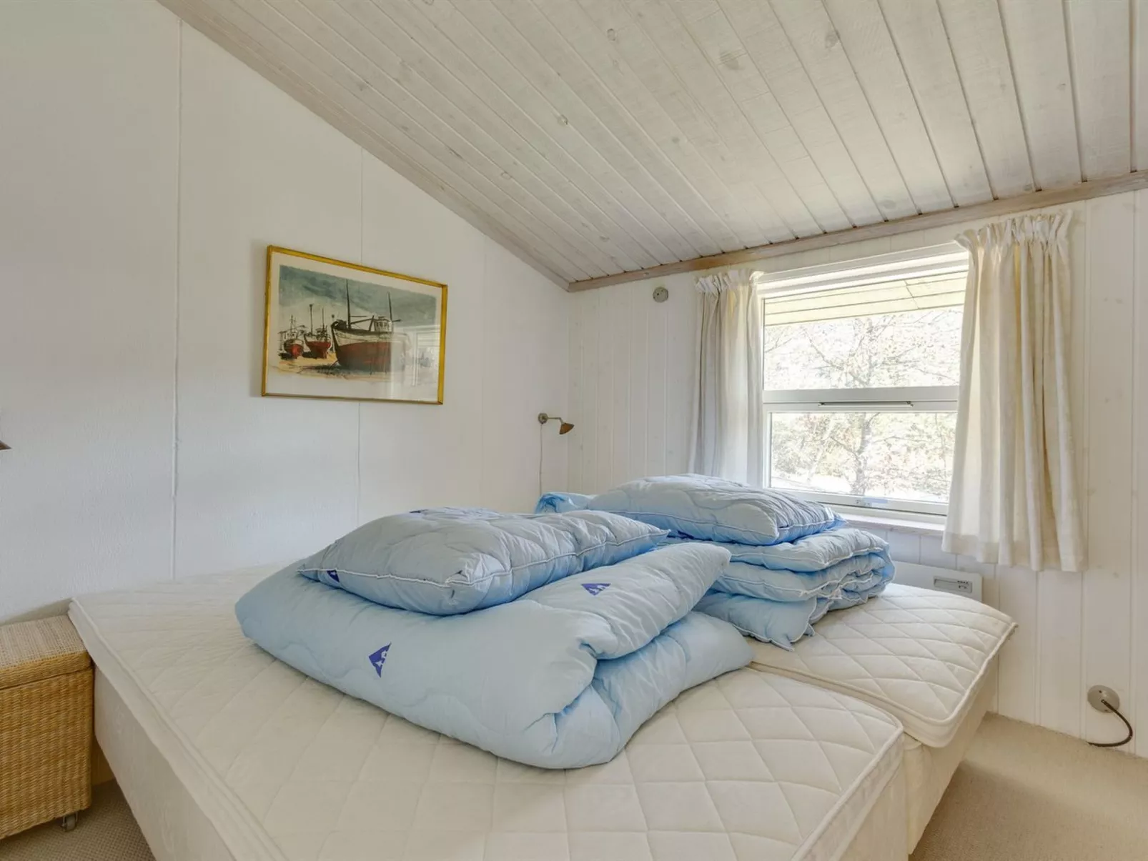 "Amabel" - 200m from the sea-Inside