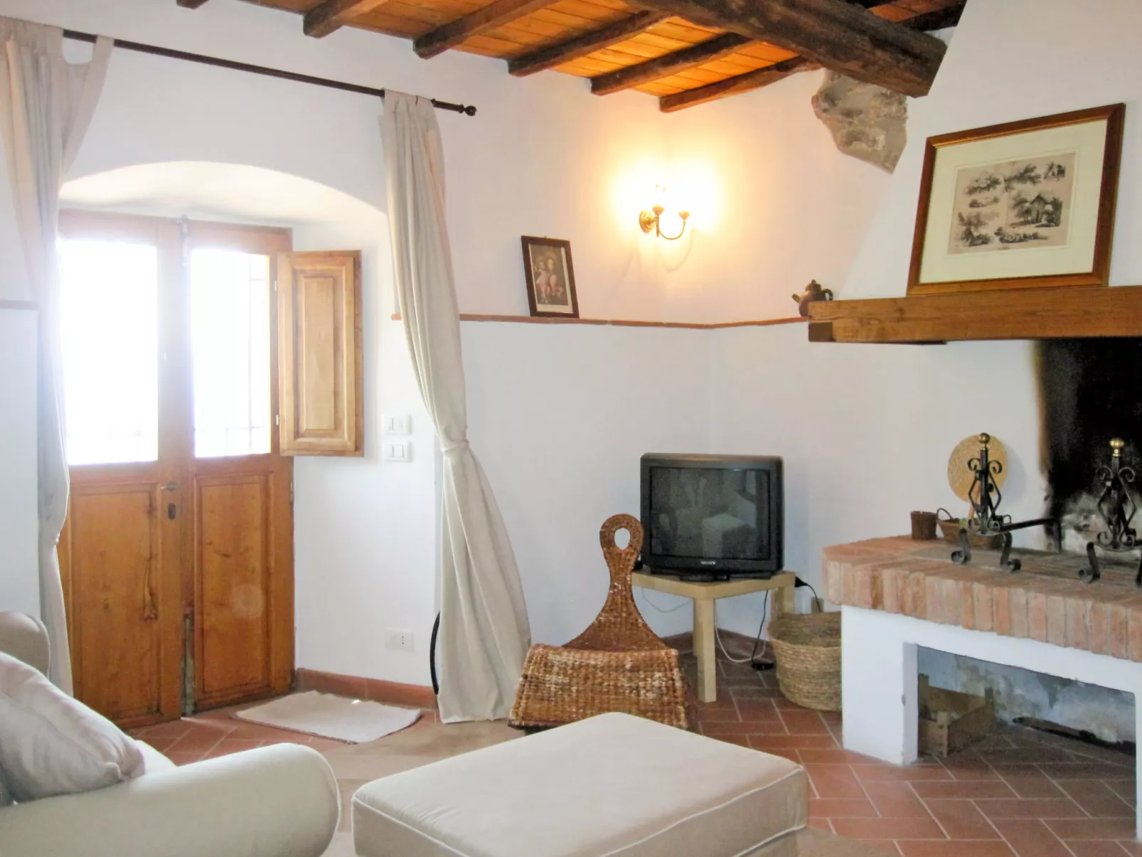 Borgo La Cella-Inside