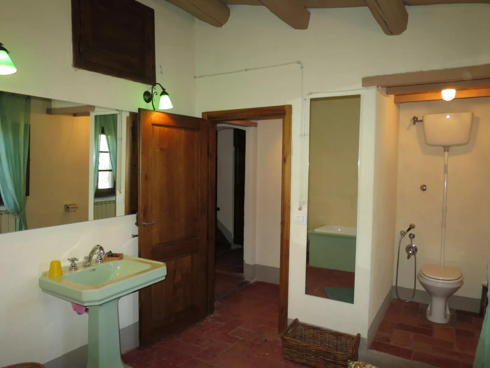 Borgo La Cella-Dedans