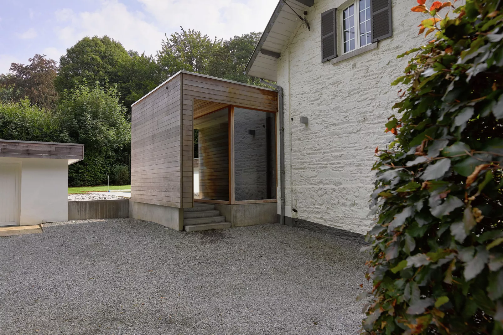 Villa White-Exterior summer