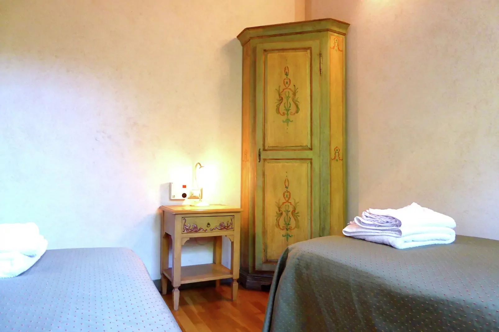 Leccio Due-Bedroom